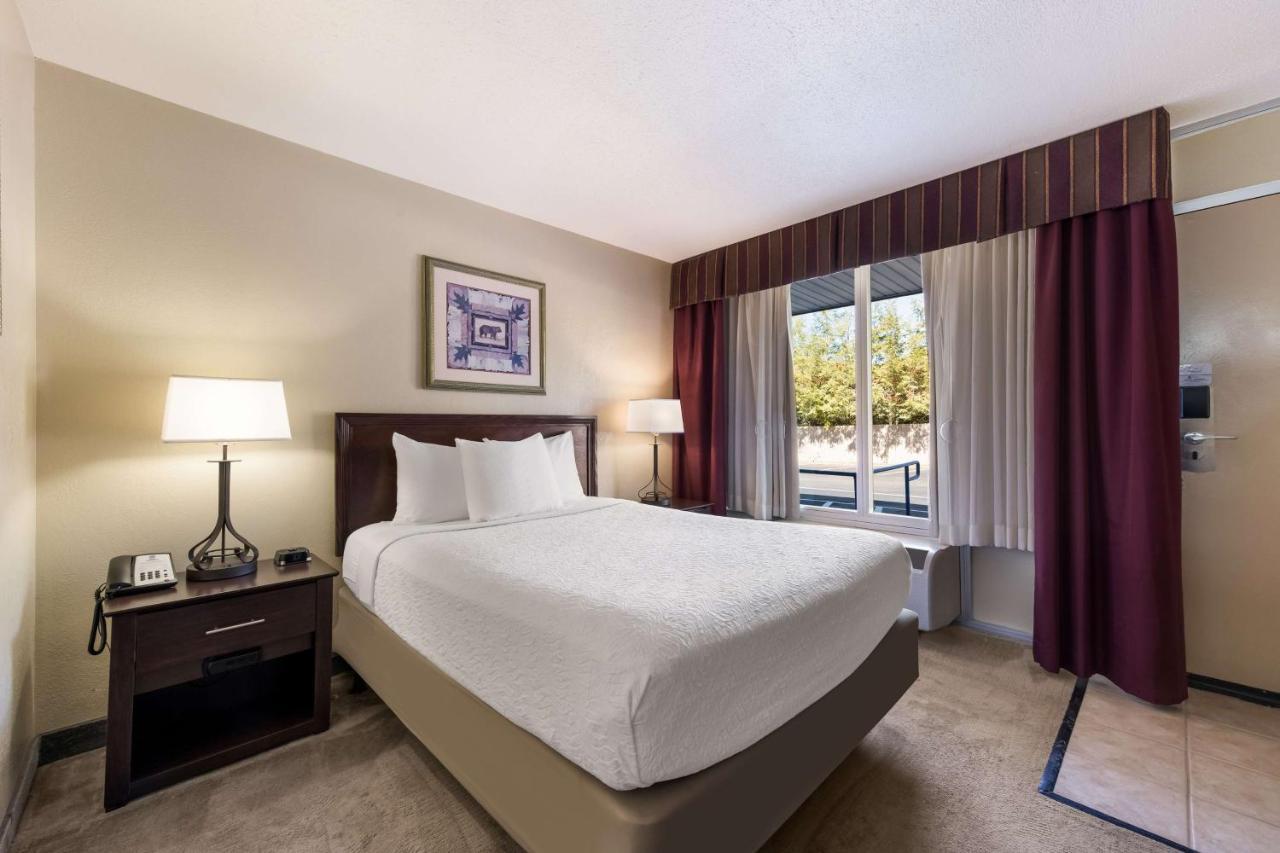 Hotel Western Mountain At